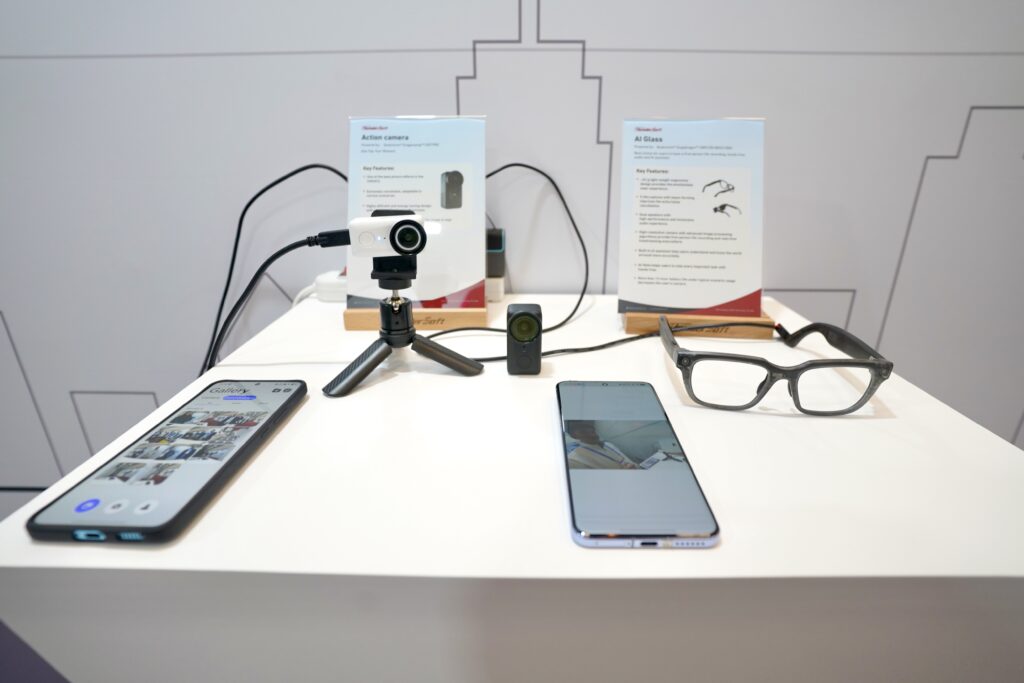 ThunderSoft Showcases AIOS Platforms for Vehicles, AIoT, and Robotics at CES 2026插图3